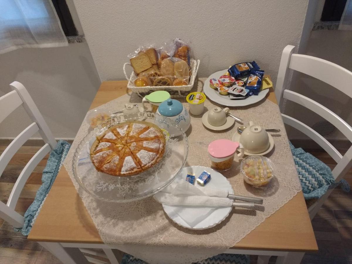 B&B Le Isole San Teodoro  Esterno foto
