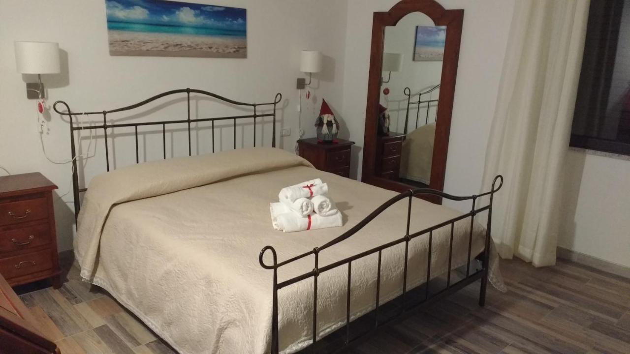 B&B Le Isole San Teodoro  Esterno foto