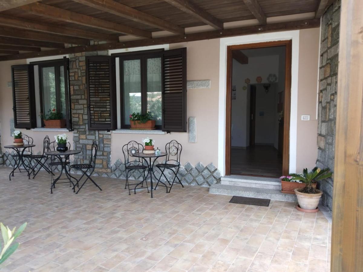 B&B Le Isole San Teodoro  Esterno foto